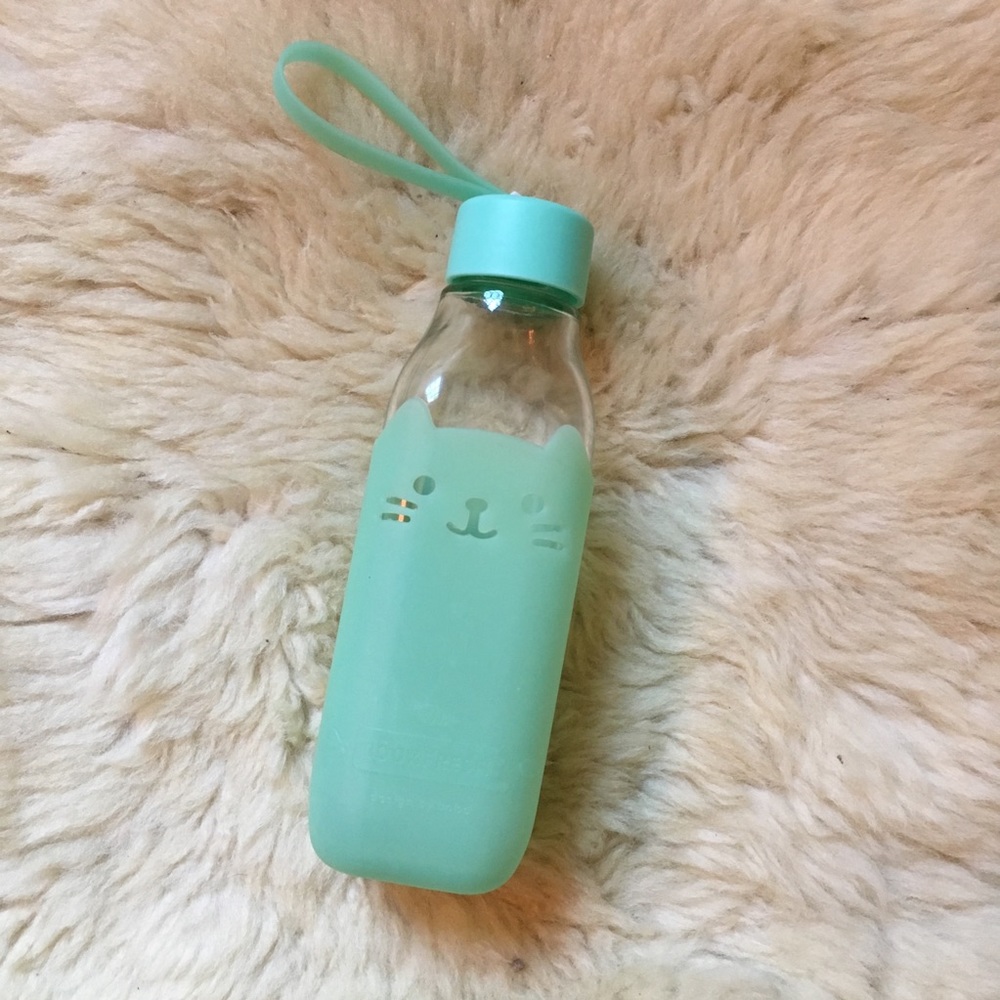 Glass Bottle with Removable Silicone Cat Sleeve
